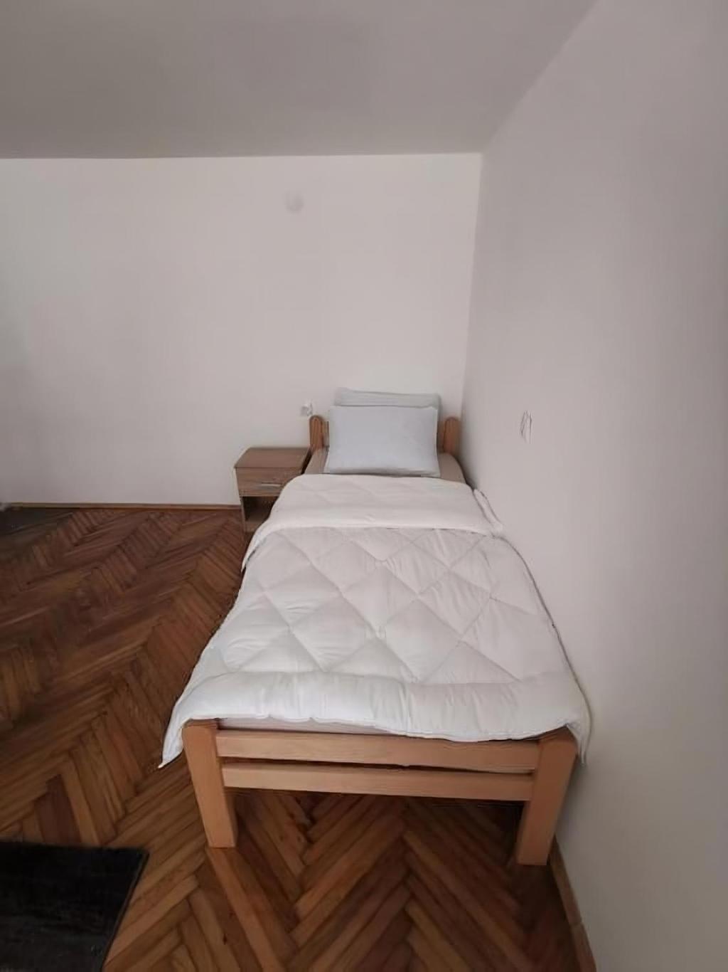 Nov Apartman U Mirnoj Ulici U Centru Beograda Екстериор снимка