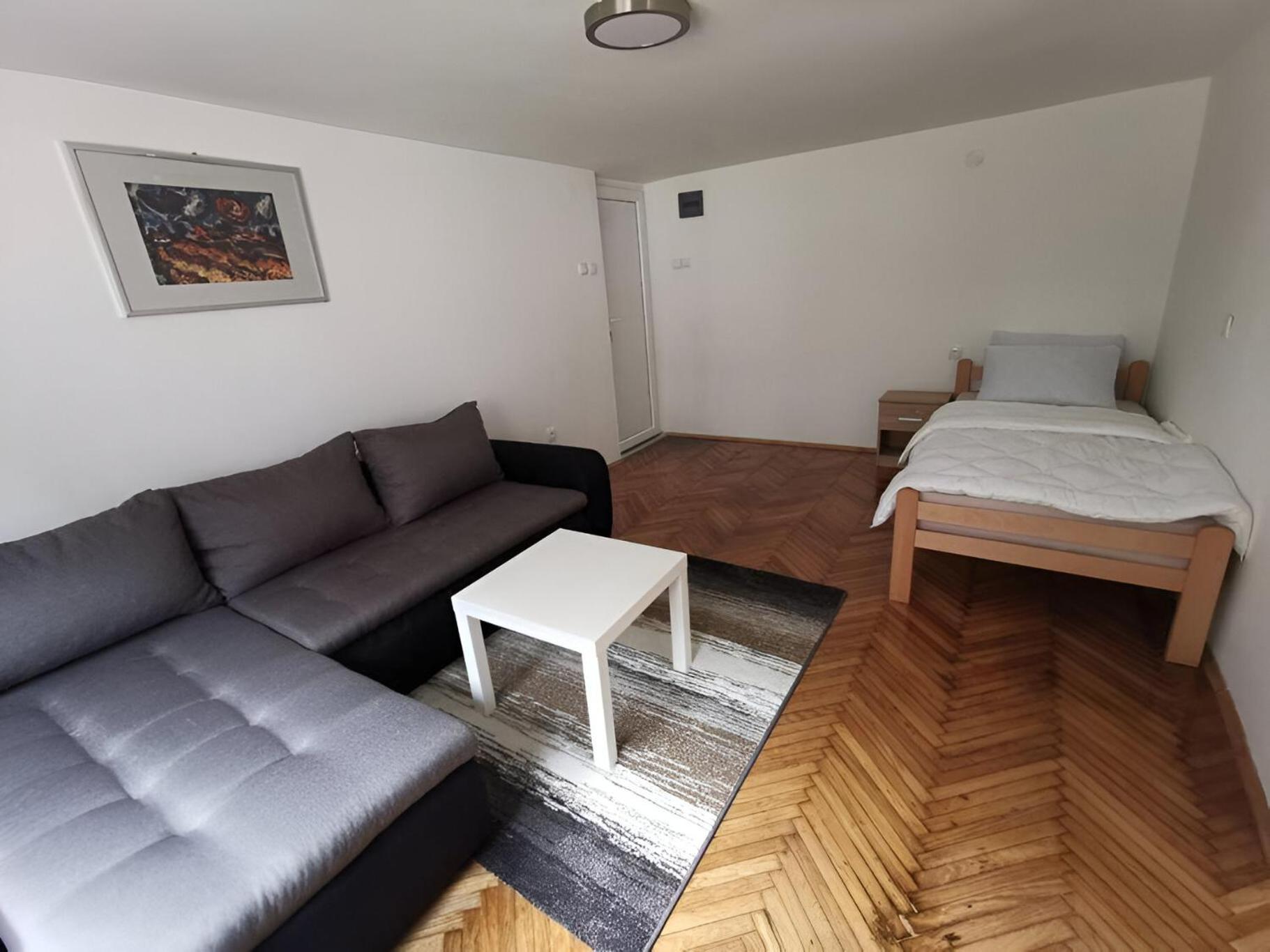 Nov Apartman U Mirnoj Ulici U Centru Beograda Екстериор снимка