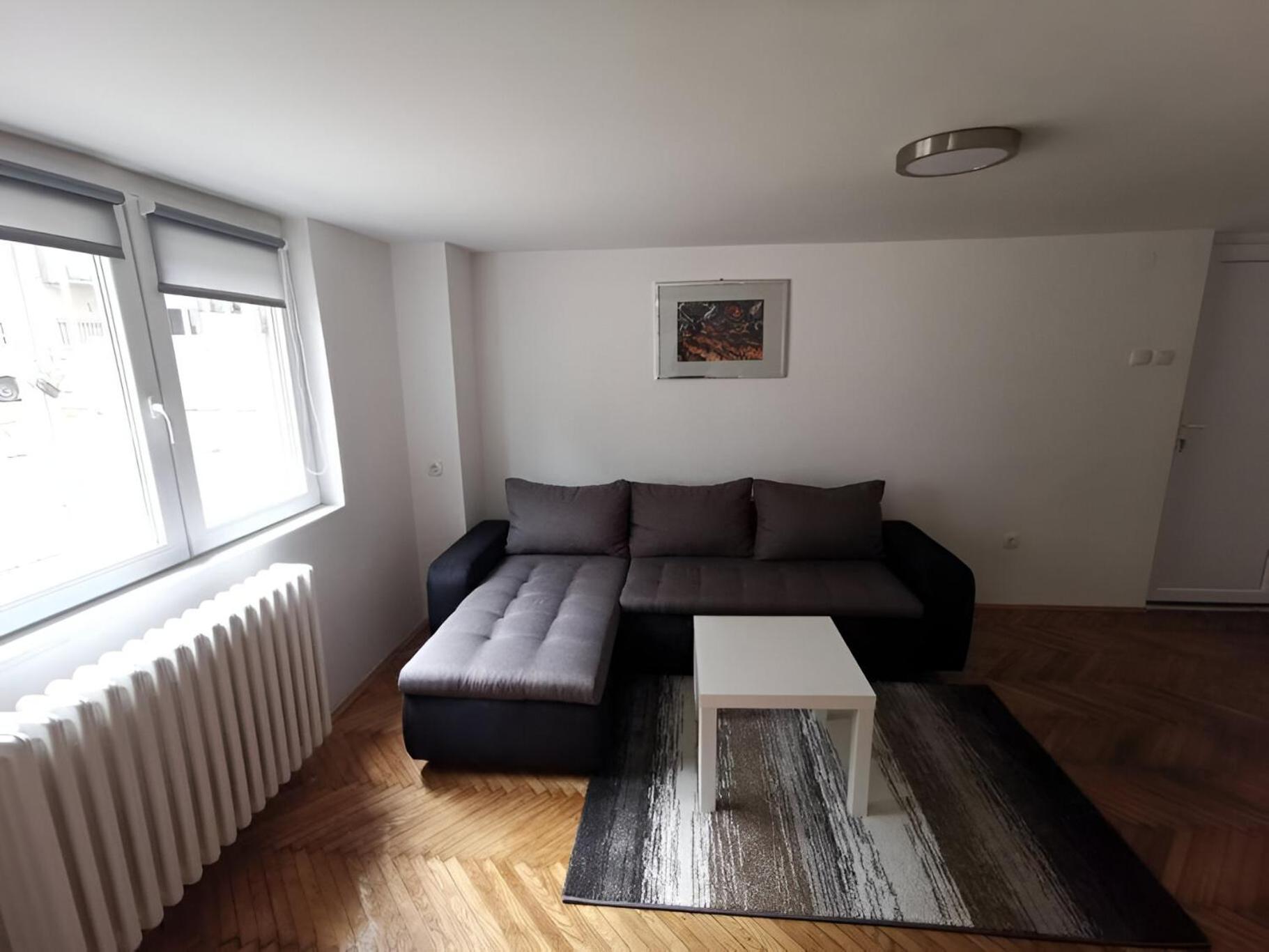 Nov Apartman U Mirnoj Ulici U Centru Beograda Екстериор снимка