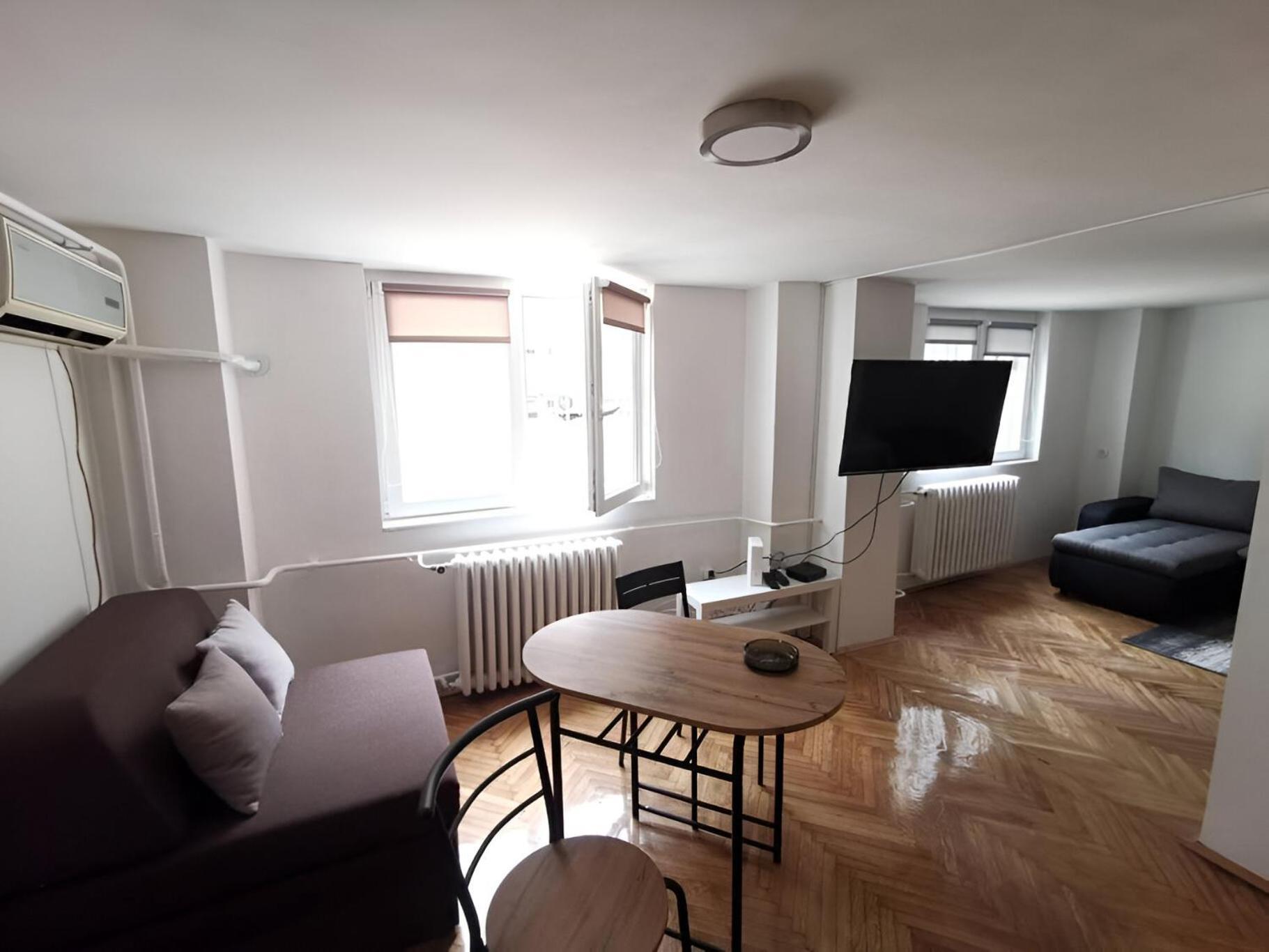 Nov Apartman U Mirnoj Ulici U Centru Beograda Екстериор снимка